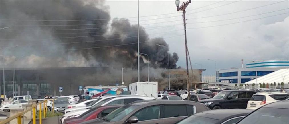 Ρωσία: Φωτιά σε αεροδρόμιο στην πόλη Μινεράλνιε Βόντι (εικόνες)