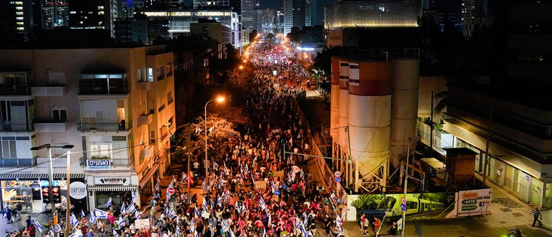 Ισραήλ: Αντικυβερνητική διαδήλωση από 100000 ανθρώπους (εικόνες)