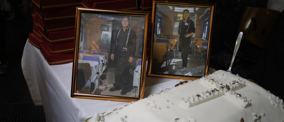 Τέμπη - Μνημόσυνο: Ράγισαν καρδιές για τα 57 θύματα (εικόνες)