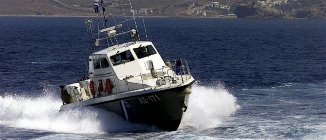 Σαλαμίνα: Σακούλα με δύο πιστόλια βρέθηκε στην θάλασσα