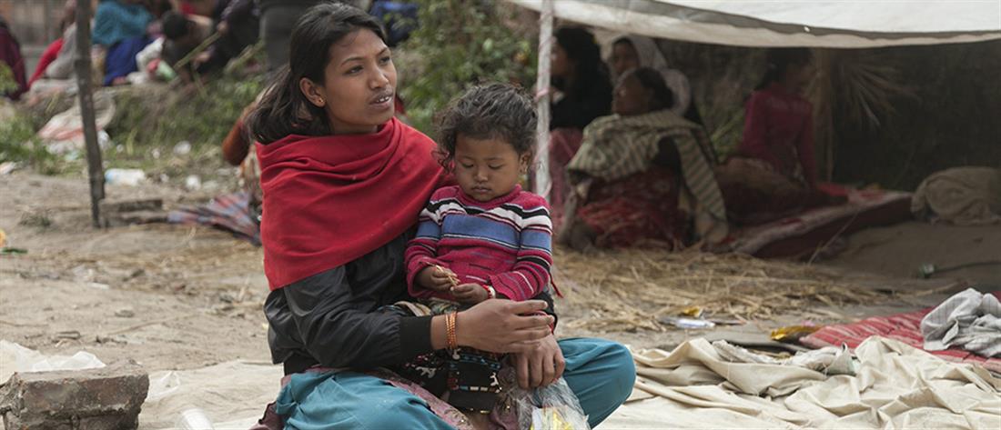 Νεπάλ: Νεκρή ανήλικη που απομόνωσαν σε καλύβα... επειδή είχε περίοδο