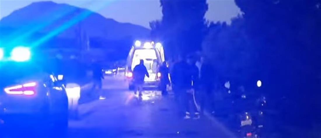 Τροχαίο: Τραυματίες σε μετωπική σύγκρουση αυτοκινήτων (βίντεο)
