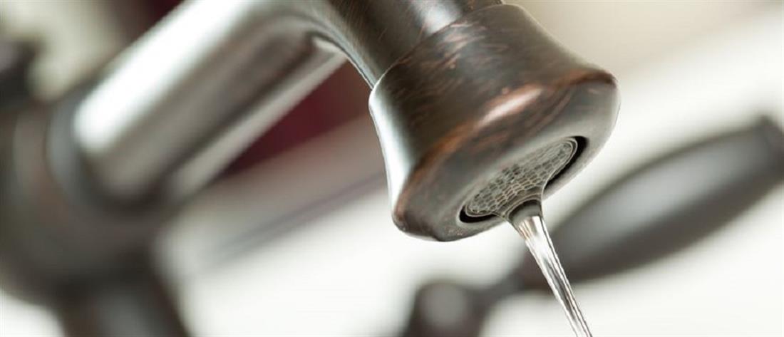 Ζάκυνθος: Συνεχίζει να μένει χωρίς νερό λόγω εισροής πετρελαίου