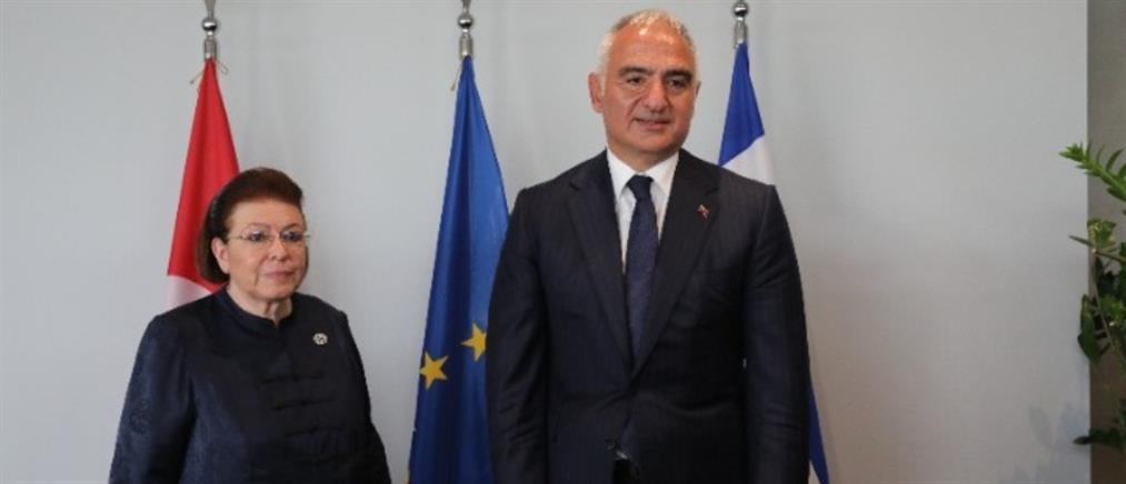 Μενδώνη: Συναντήθηκε με τον Υπουργό Πολιτισμού της Τουρκίας πριν την παράσταση “Ρωμαίος και Ιουλιέτα”