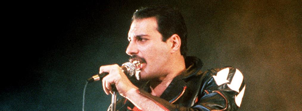 Freddie Mercury: Η ζωή και το πρόωρο τέλος ενός θρύλου
