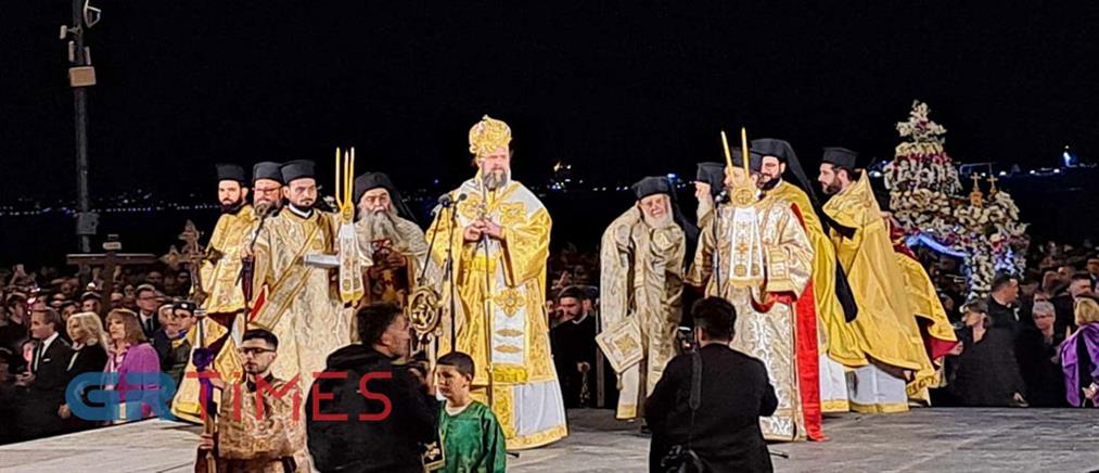 Θεσσαλονίκη: Στην πλατεία Αριστοτέλους για πρώτη φορά η “συνάντηση” πέντε Επιταφίων (βίντεο)