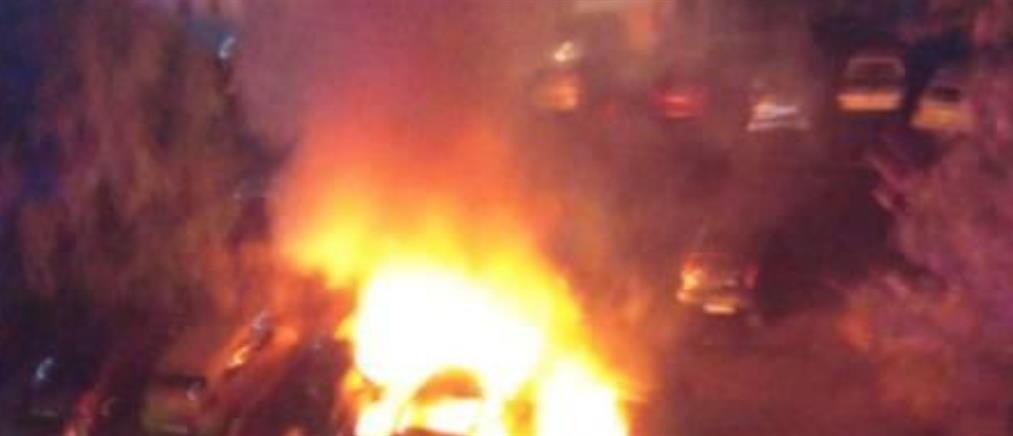 Πάτρα: Εμπρησμός αυτοκινήτων και εκρήξεις (βίντεο)