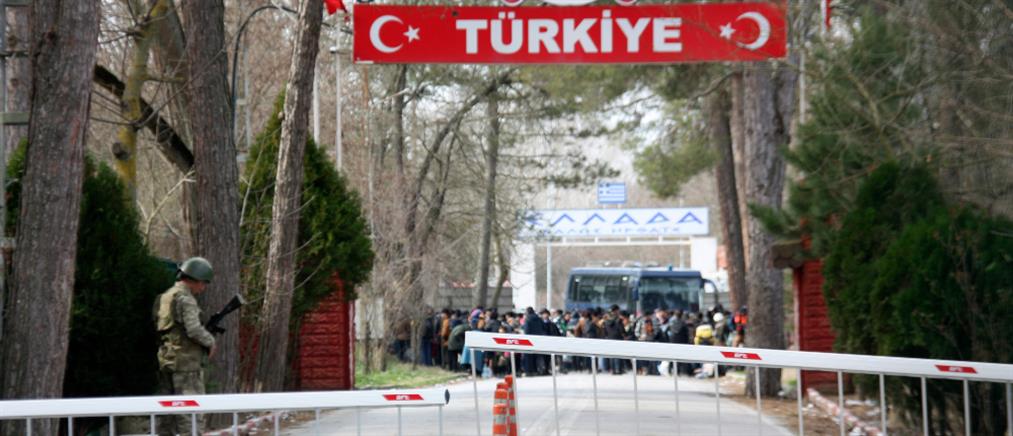 Μεταναστευτικό – Τουρκία: Εκατοντάδες συλλήψεις στα ελληνοτουρκικά σύνορα