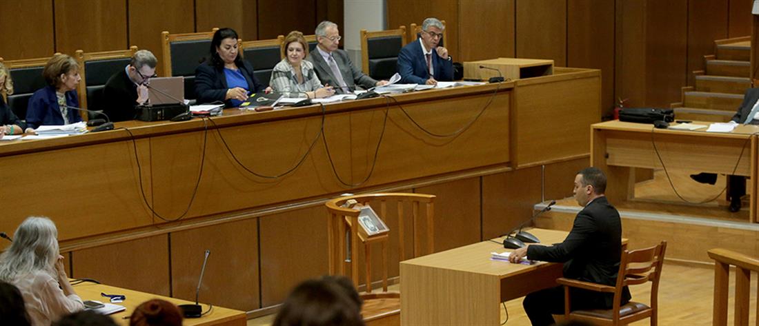 Δίκη Χρυσής Αυγής: απολογείται ο Ηλίας Κασιδιάρης