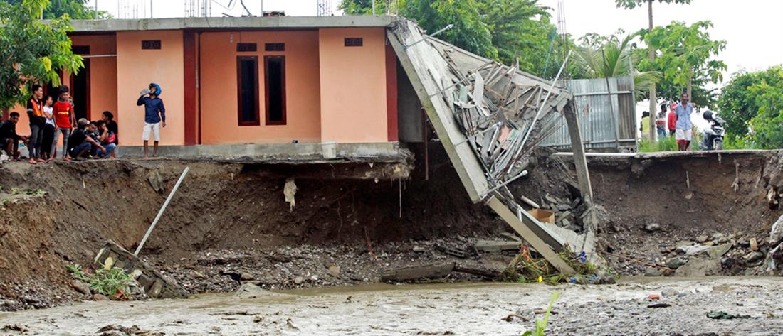 Δεκάδες νεκροί από πλημμύρες σε Ινδονήσια και Ανατολικό Τιμόρ (εικόνες)