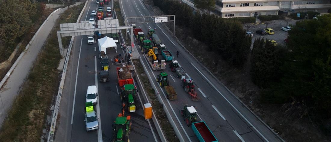 Γαλλία - Αγρότες: Βαδίζουν προς αποκλιμάκωση οι κινητοποιήσεις