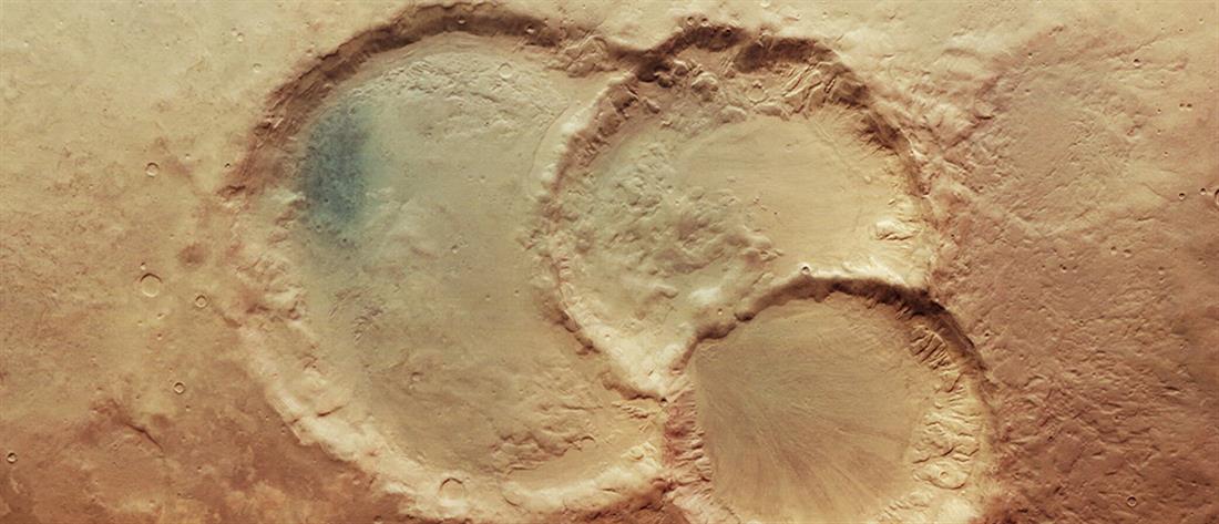 Σπάνιο φαινόμενο: Τριπλός κρατήρας στον Άρη (εικόνα)