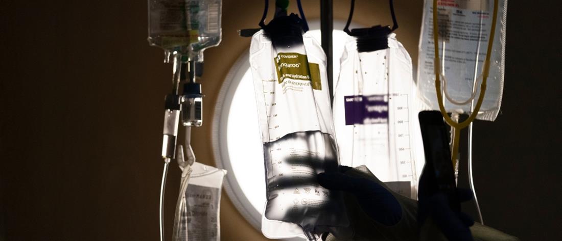 Κορονοϊός - Κρούσματα: αύξηση θανάτων και εισαγωγών στα νοσοκομεία