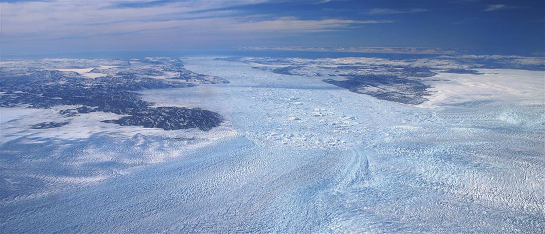 Γροιλανδία: έλιωσαν 22 γιγατόνοι πάγου σε μια μέρα!