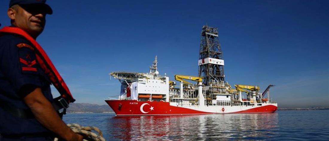 Τουρκικός Τύπος: “Απάτη” το κοίτασμα στην Μαύρη Θάλασσα - Η Ελλάδα θέλει να “πνίξει” τα υποβρύχια μας