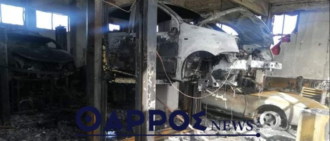 Καλαμάτα: φωτιά σε συνεργείο αυτοκινήτων (εικόνες)
