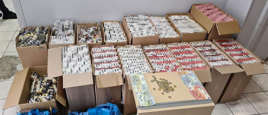 Χιλιάδες πακέτα λαθραία τσιγάρα σε διαμέρισμα (εικόνες)