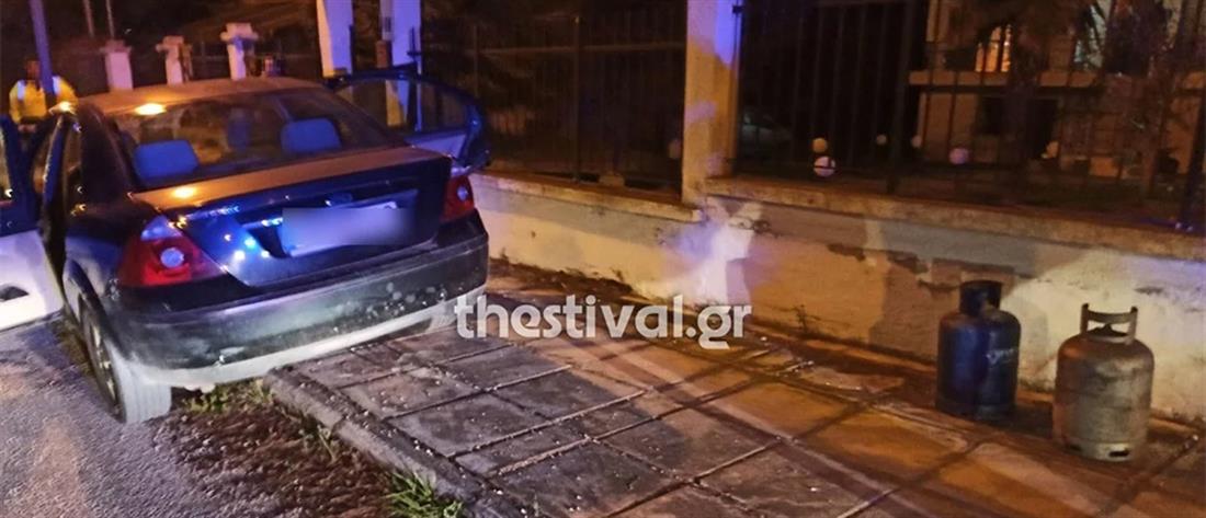 Θεσσαλονίκη: Κακουργηματικές διώξεις σε βάρος του απόστρατου που κλείστηκε στο αυτοκίνητο με τα παιδιά του