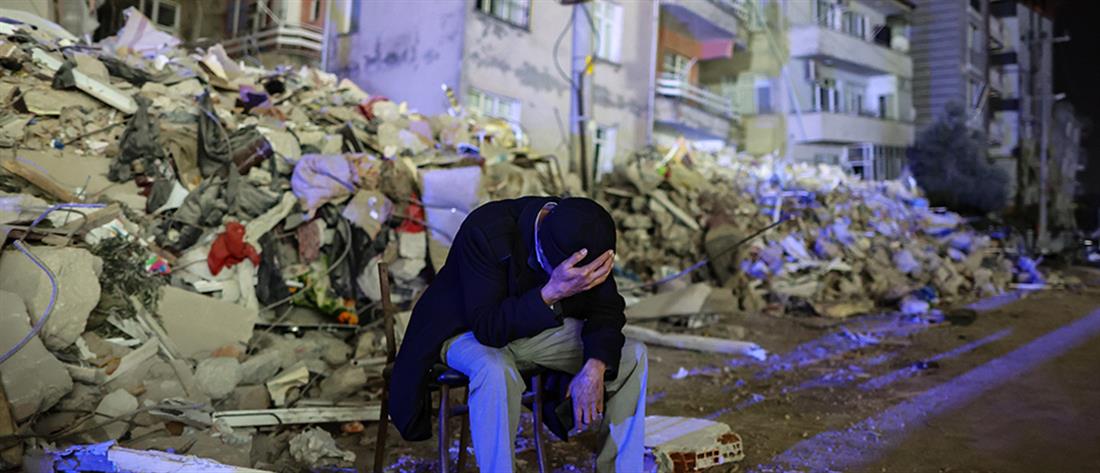 Σεισμός στην Τουρκία: Ο νεότερος απολογισμός των νεκρών