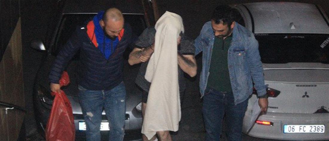 Εικόνες από την επεισοδιακή σύλληψη των διαρρηκτών στο σπίτι του Βαρθολομαίου