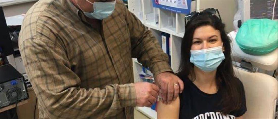 Μετάλλαξη Δέλτα - Παπαευαγγέλου: επείγει ο εμβολιασμός νέων και ατόμων 50 ετών και άνω