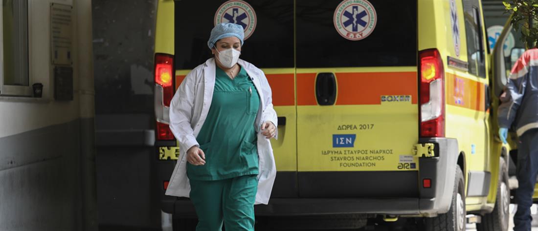 Κορονοϊός: Σε καραντίνα 10 νοσηλευτές μετά απο κρούσμα στο ΤΕΠ