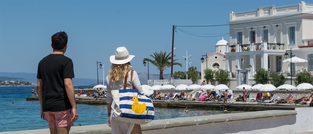 ΙΝΣΕΤΕ: Ποιοι είναι οι καλύτεροι τουρίστες για την Ελλάδα, που μένουν, πόσα ξοδεύουν