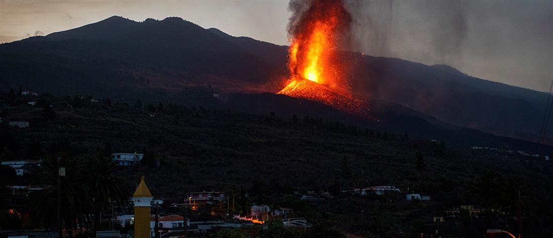Ηφαίστειο στην Ισπανία: Εντολή εκκένωσης σε άλλες τρεις πόλεις (εικόνες)