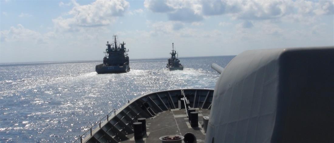 Πολεμικό Ναυτικό: Εντυπωσιακές εικόνες από άσκηση με πραγματικά πυρά (βίντεο)