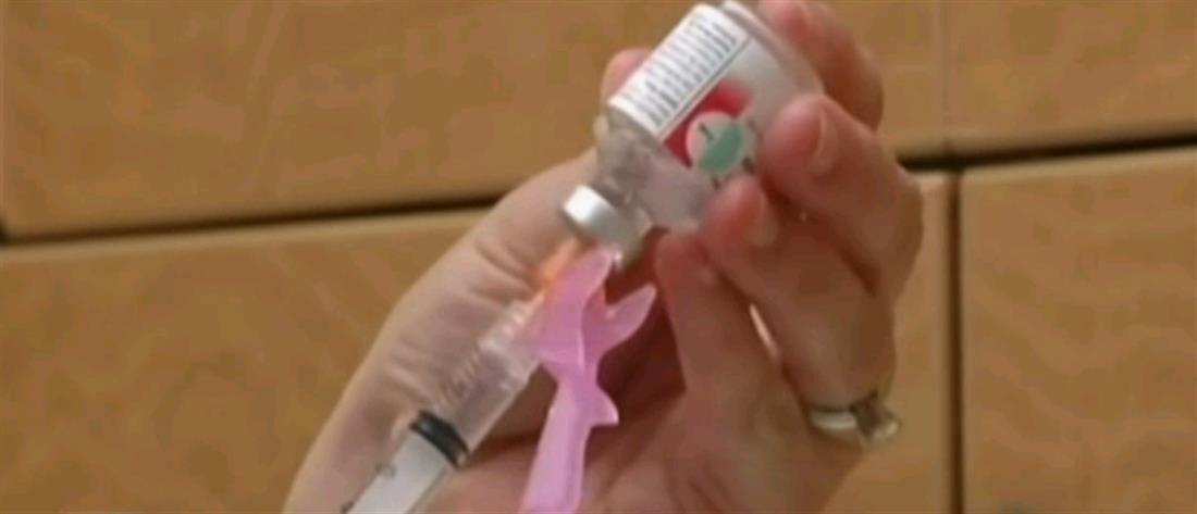 Εμβόλιο για την γρίπη: λίστες στα φαρμακεία λόγω κορονοϊού (βίντεο)