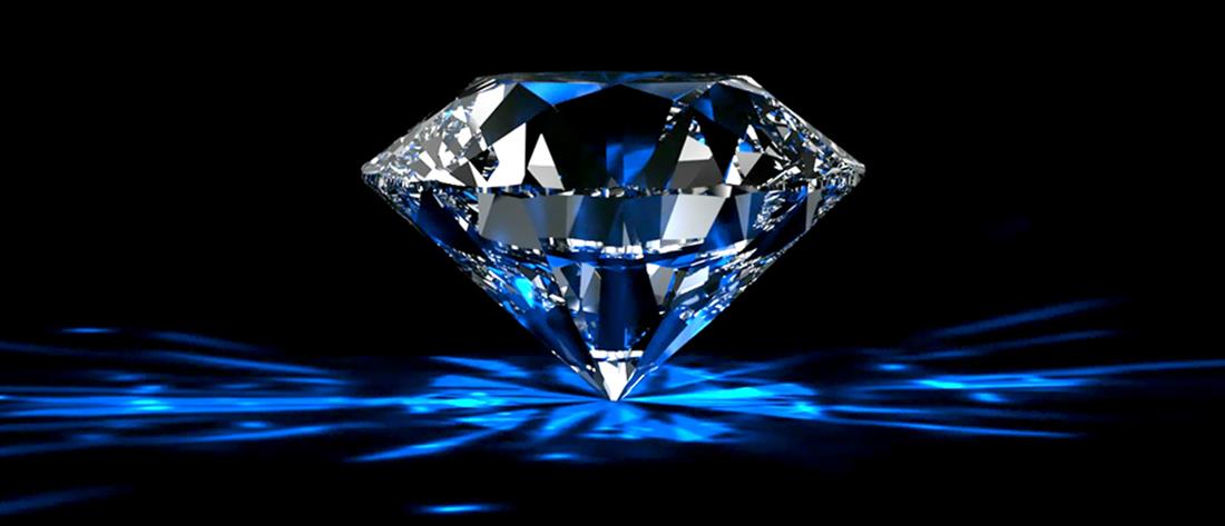 “Ξάφρισαν” διαμάντι από βιτρίνα