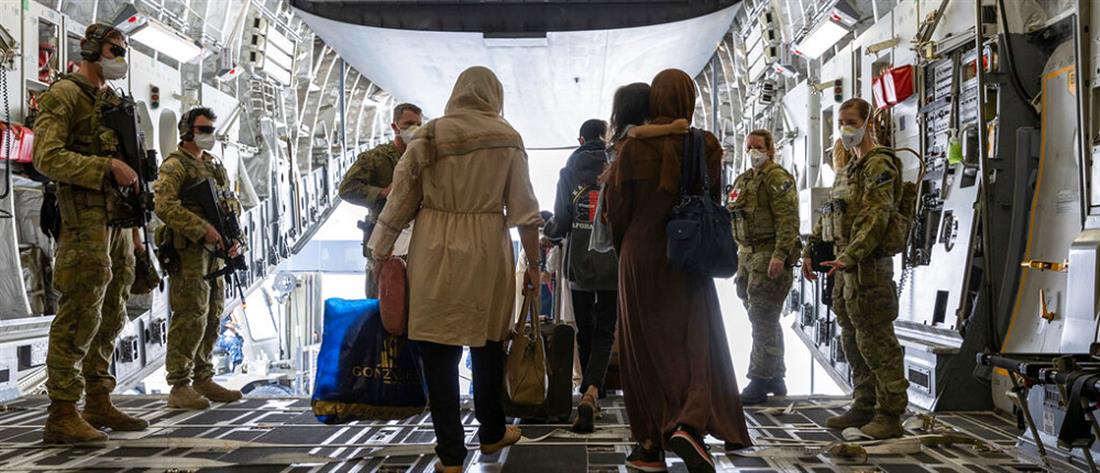 Αφγανιστάν: νεκροί πολίτες στο αεροδρόμιο της Καμπούλ