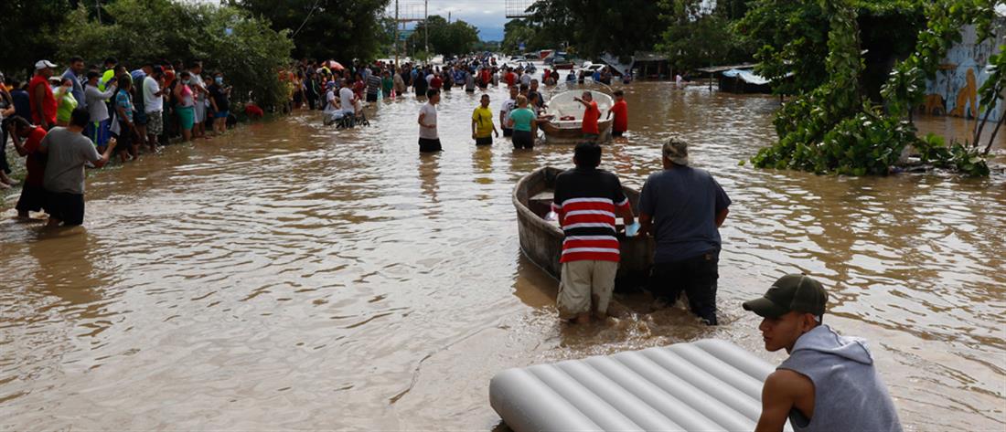 Σάρωσε την Κεντρική Αμερική η φονική καταιγίδα Ήτα