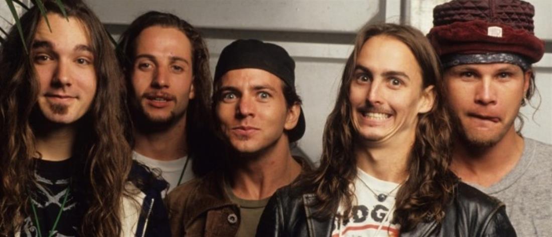 Pearl Jam: φόρος τιμής σε θαυμαστές που σκοτώθηκαν σε συναυλία τους