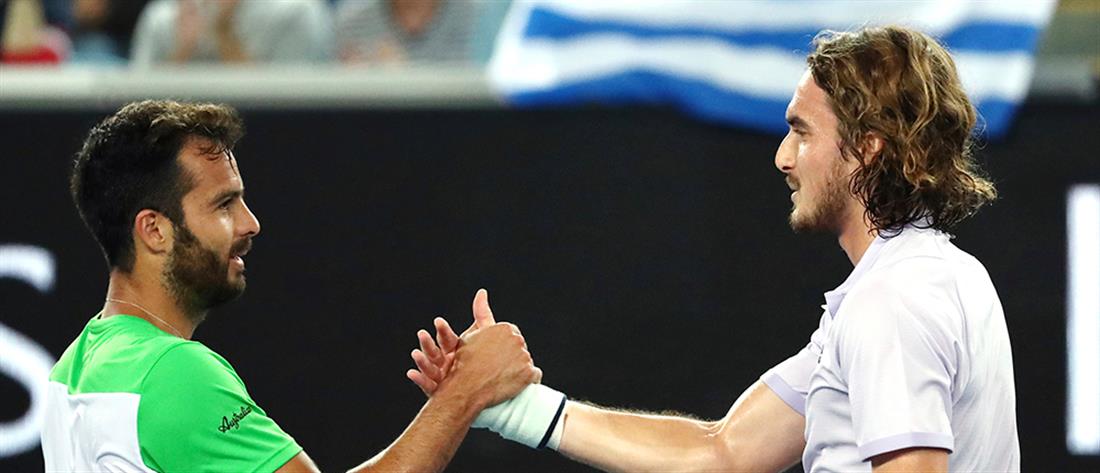 Australian Open: Πρόκριση με... προπόνηση για τον Τσιτσιπά