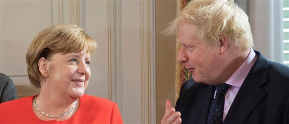 Συμφωνία για το Brexit αναζητούν Τζόνσον και Μέρκελ