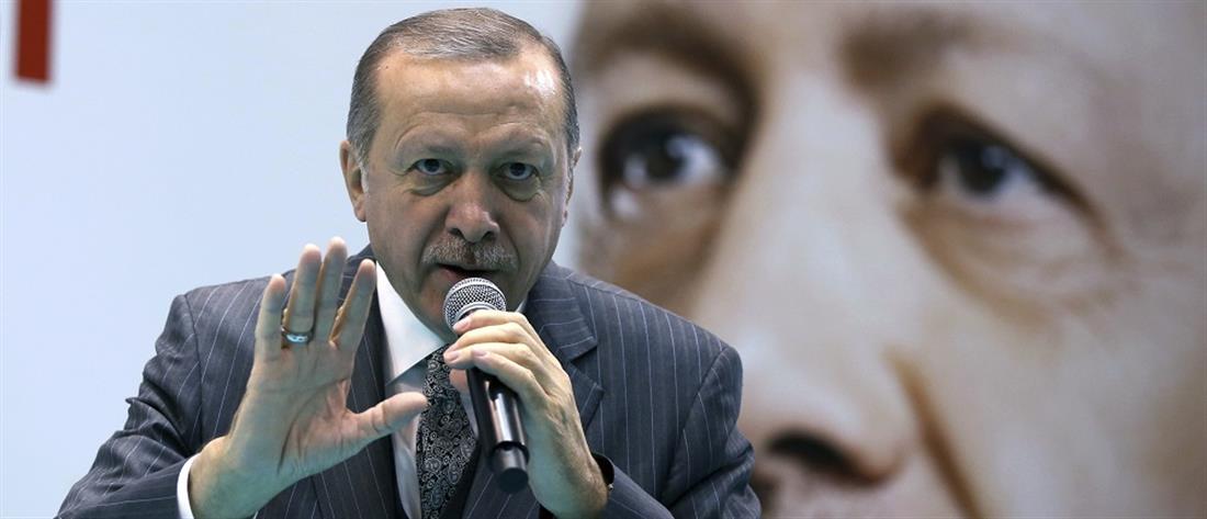 Guardian για Ερντογάν: να φύγει από την εξουσία προτού τον ρίξουν