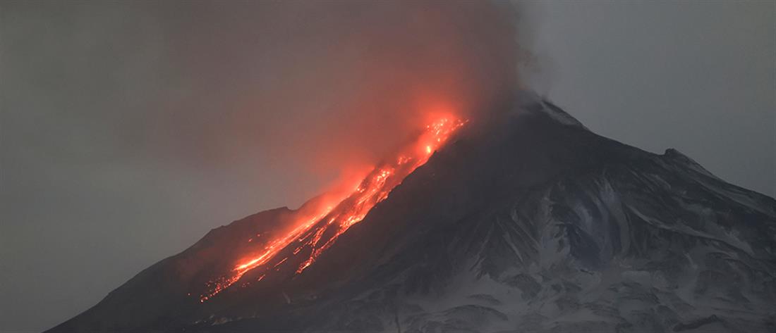 Ρωσία: Εξερράγη το ηφαίστειο Σιβέλιτς