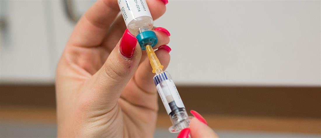 Αντιγριπικός εμβολιασμός χωρίς συνταγή: Έναρξη με... καθυστέρηση στα φαρμακεία
