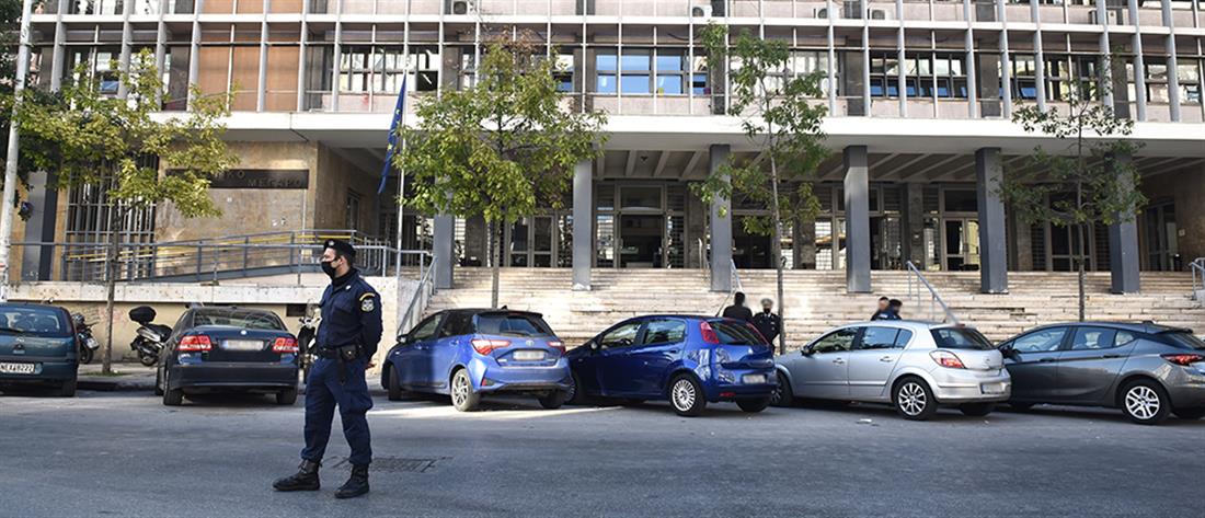Θεσσαλονίκη: Εκκένωση των δικαστηρίων λόγω απειλών για βόμβες (εικόνες)