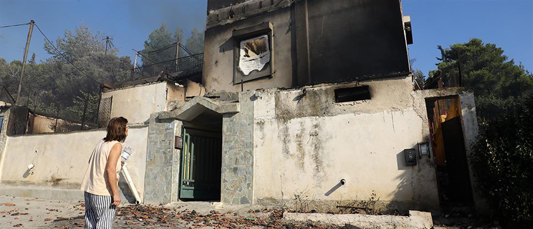 Φωτιά στην Πεντέλη: “καίγεται το σπίτι μου, αλλά δεν έρχονται πυροσβέστες” (βίντεο)