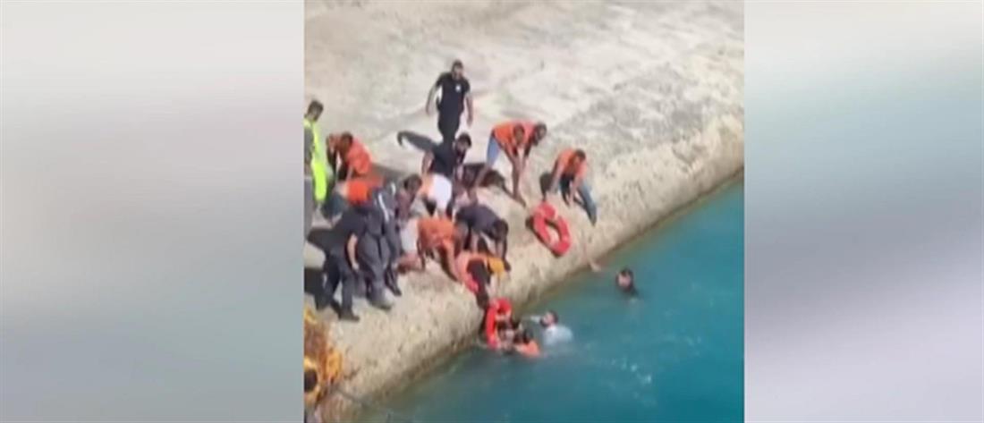 Τήνος: Πτώση γυναίκας στη θάλασσα κατά την επιβίβαση της στο πλοίο (βίντεο)