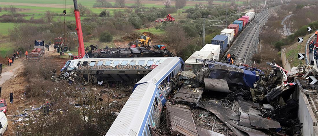 Τέμπη - σύγκρουση τρένων: Πρώτο θέμα στα ξένα ΜΜΕ η τραγωδία (βίντεο)