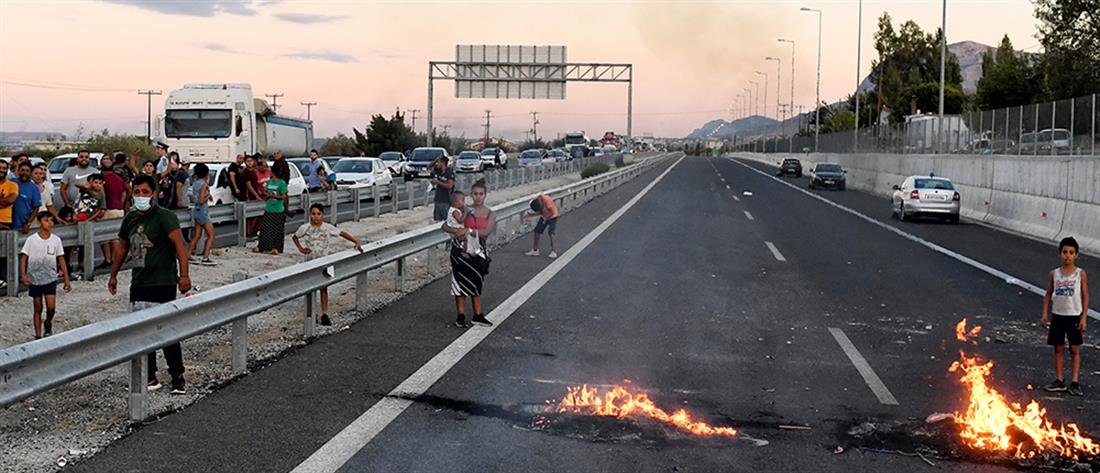 Δολοφονία Ρομά: επεισόδια, φωτιές και κλειστοί δρόμοι ανά την Ελλάδα