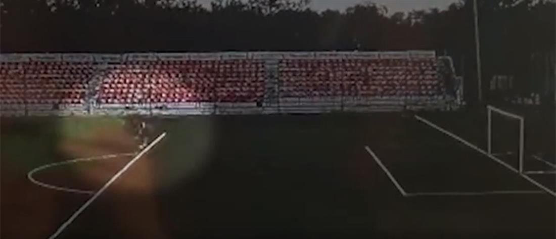 Βίντεο – σοκ: κεραυνός χτυπάει ποδοσφαιριστή μέσα σε γήπεδο