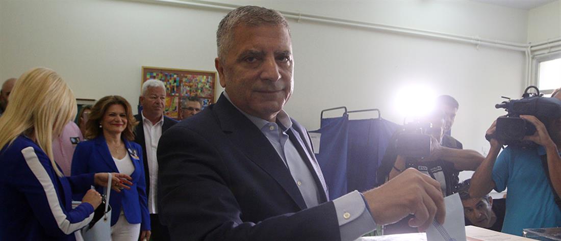 Εκλογές 2019: ο Πατούλης καταγγέλλει ότι δεν δίνουν ψηφοδέλτια του σε εκλογικά τμήματα