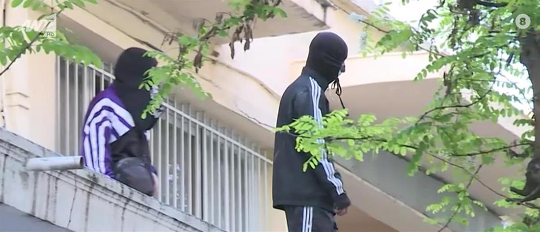 Θεσσαλονίκη: Σύλληψη νεαρών μετά από καταδίωξη από ταράτσα σε ταράτσα (βίντεο)
