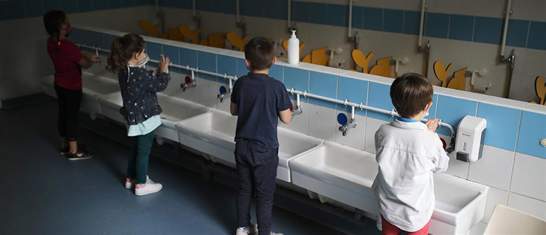 Κορονοϊός: διάρροια και έμετος τα πιο συχνά συμπτώματα στα παιδιά