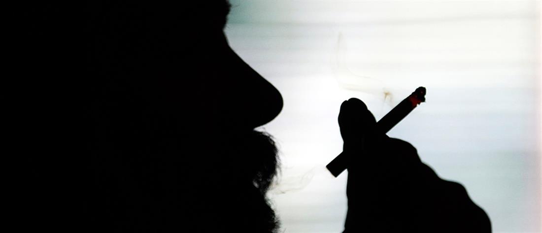 Σοκάρουν τα στοιχεία για τους θανάτους ανδρών στην Ελλάδα από το κάπνισμα 