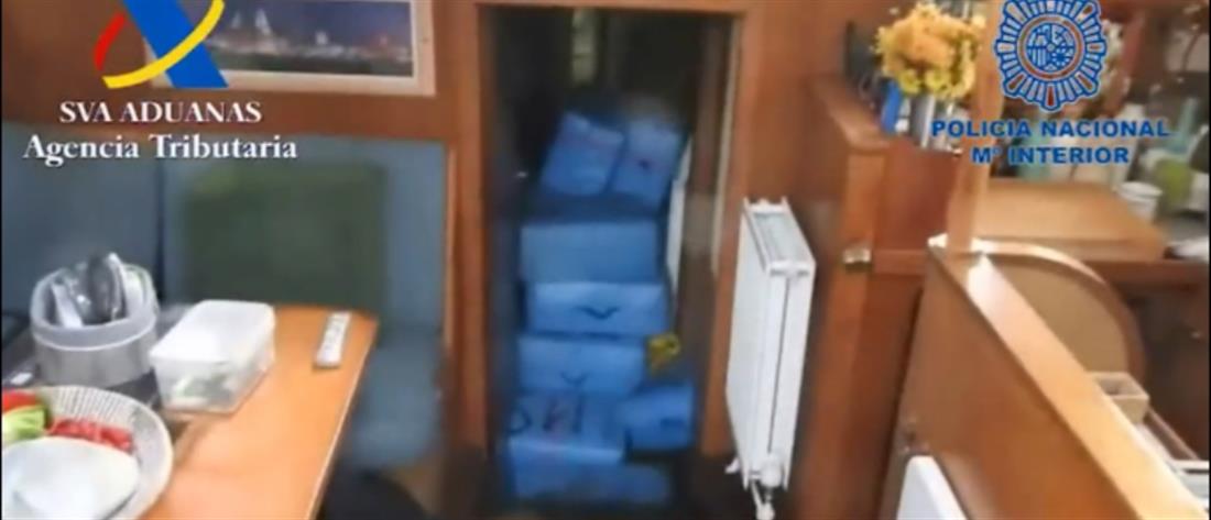 Ισπανία: Κατασχέθηκαν πάνω από 4 τόνοι χασίς σε σκάφος (βίντεο)